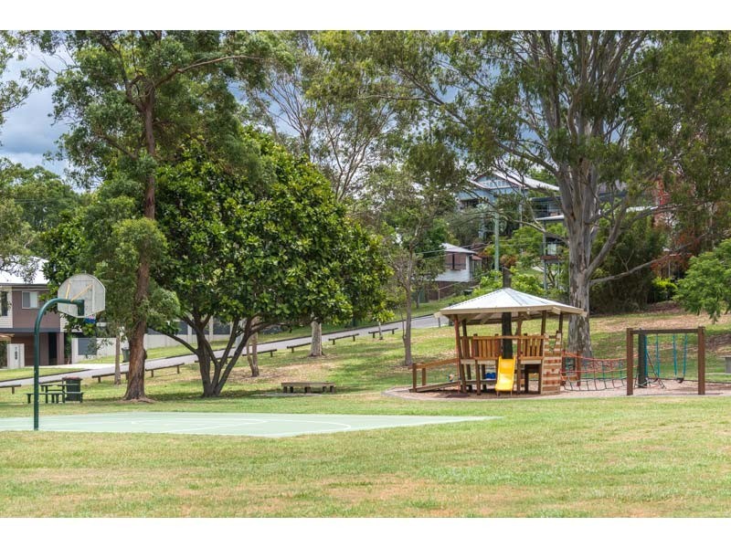 11 Steege Street, Ashgrove QLD 4060