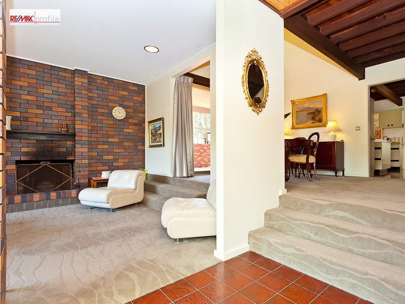 2 Pambula Street, The Gap QLD 4061