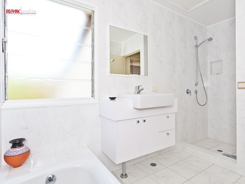 2 Pambula Street, The Gap QLD 4061