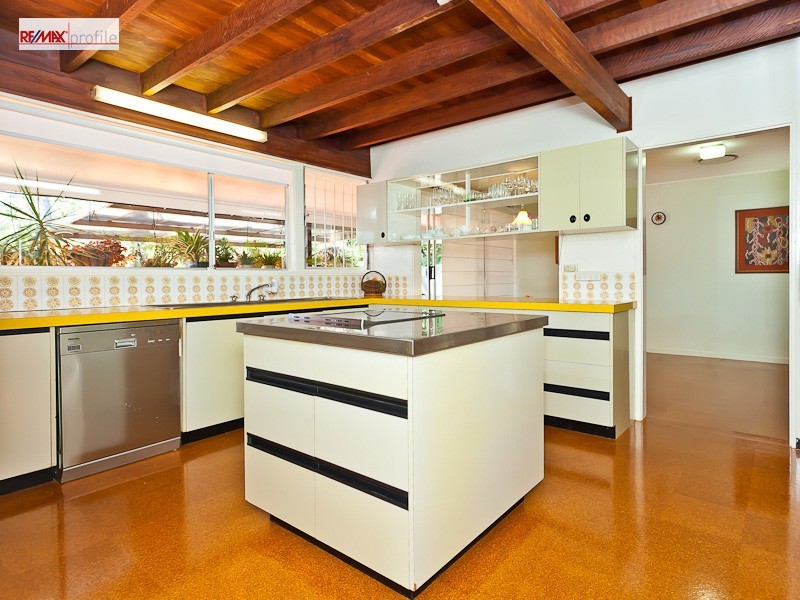 2 Pambula Street, The Gap QLD 4061