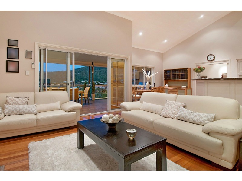 21 Aberdeen Court, The Gap QLD 4061