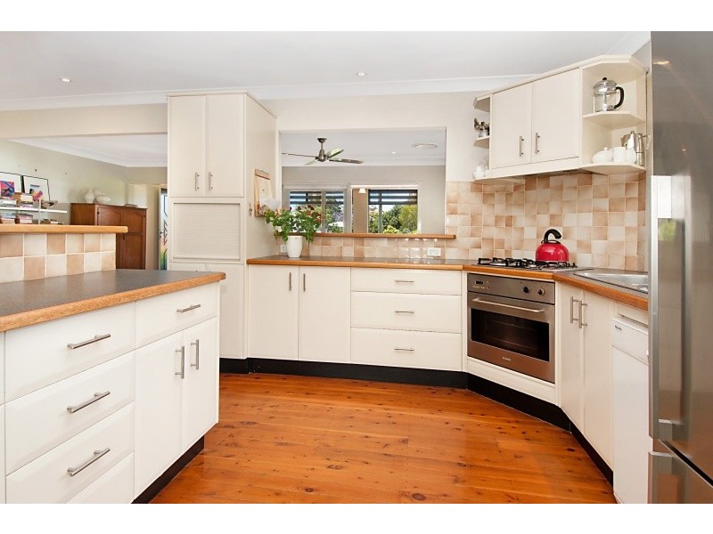 15 Venus Street, Ashgrove QLD 4060