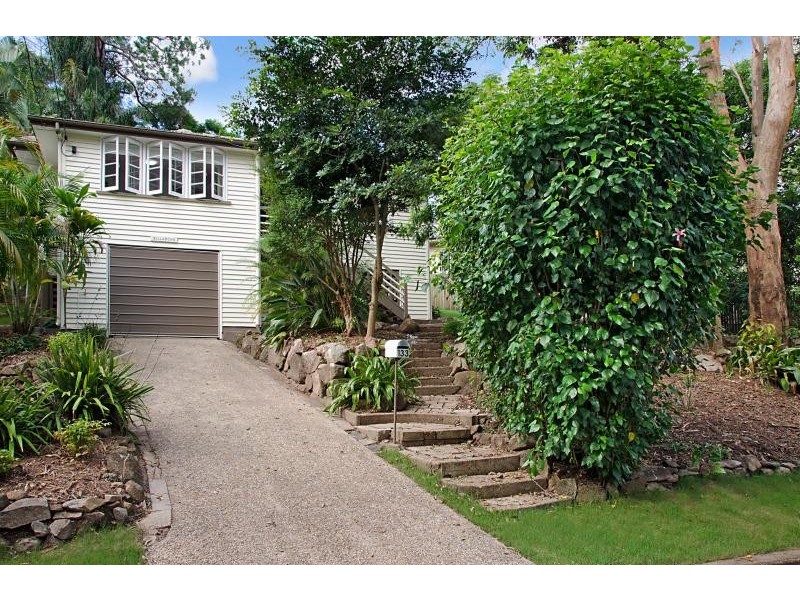133 Royal Parade, Ashgrove QLD 4060