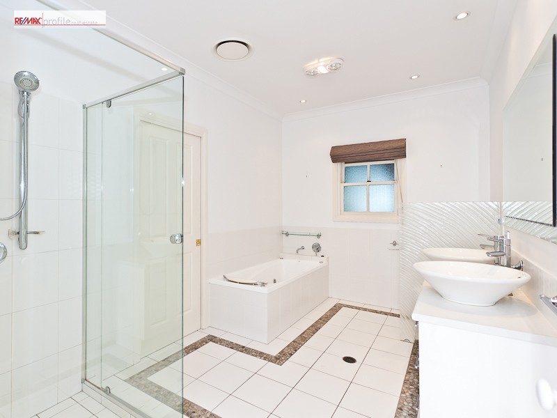 13 Weemala Street, The Gap QLD 4061