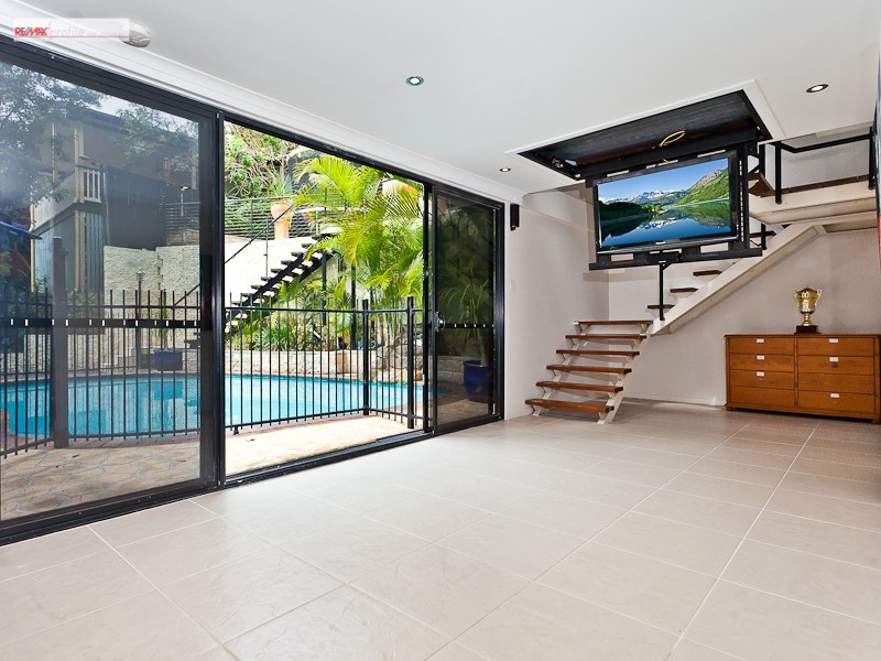 87 Barkala Street, The Gap QLD 4061