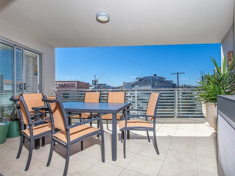 11/53 Commercial Road, Teneriffe QLD 4005