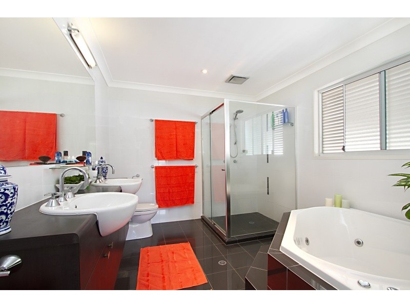 40 Leybourne Street, Chelmer QLD 4068