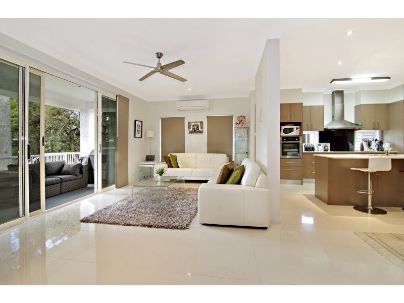 42 Leybourne Street, Chelmer QLD 4068