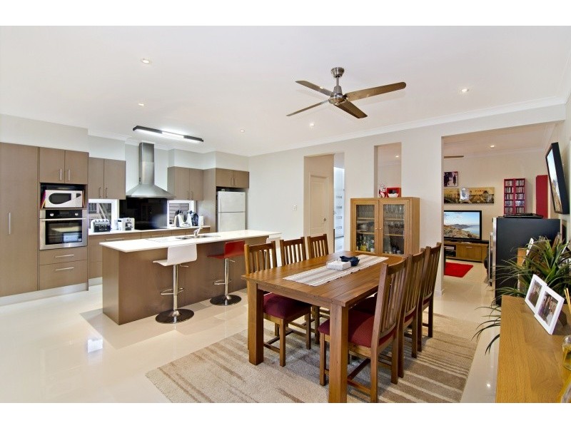 42 Leybourne Street, Chelmer QLD 4068