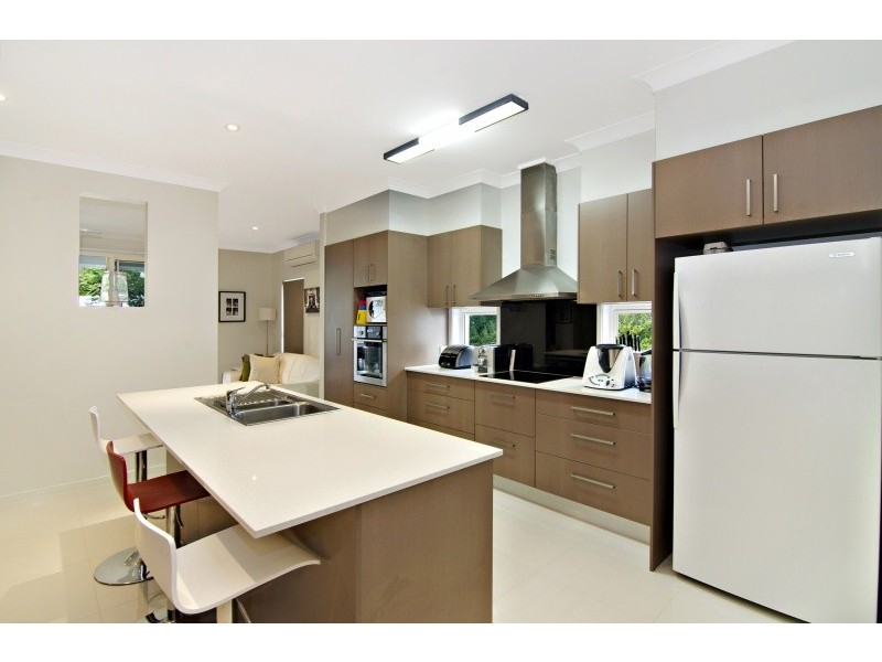 42 Leybourne Street, Chelmer QLD 4068