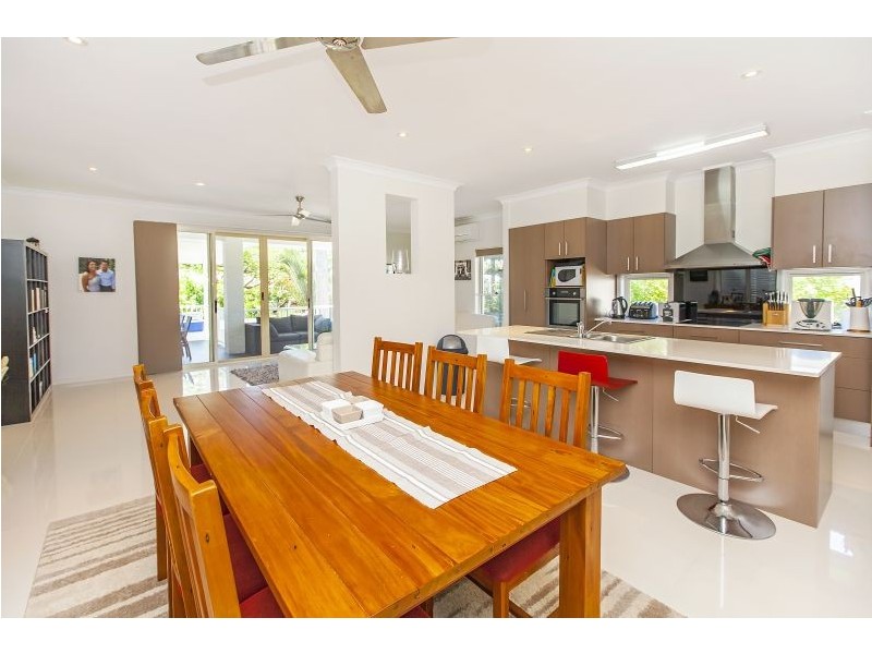 42 Leybourne Street, Chelmer QLD 4068