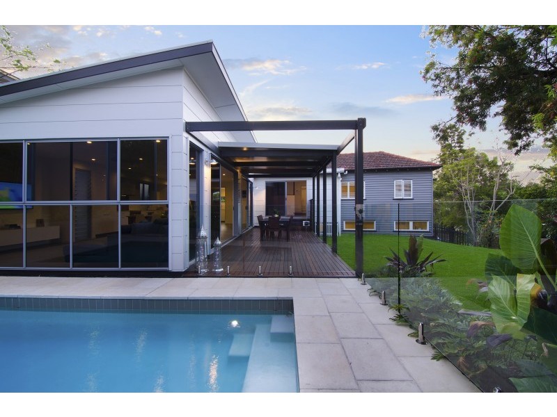61 Girraween Grove, Ashgrove QLD 4060