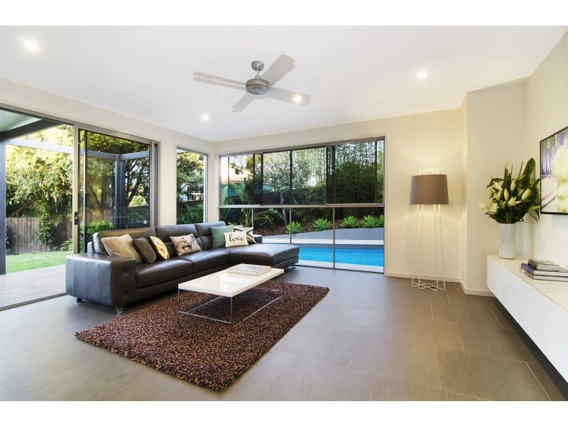61 Girraween Grove, Ashgrove QLD 4060