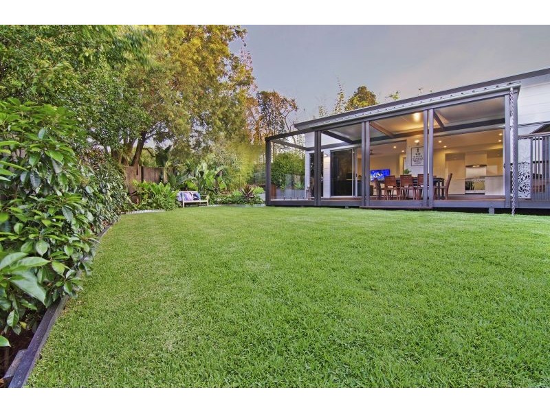 61 Girraween Grove, Ashgrove QLD 4060