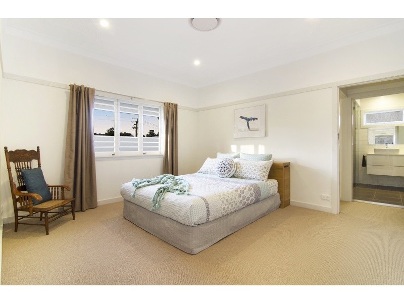 61 Girraween Grove, Ashgrove QLD 4060