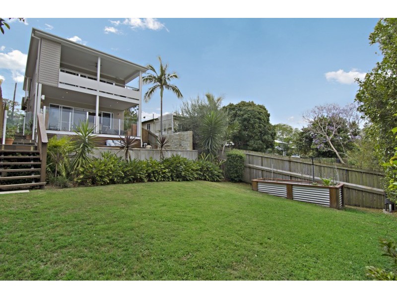 82 ROSALIE STREET, Bardon QLD 4065