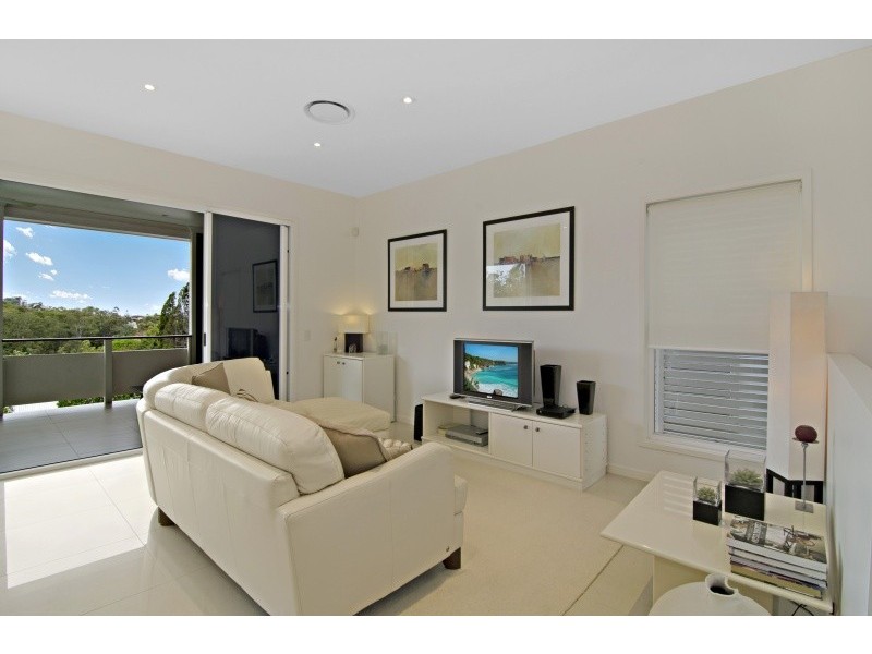 82 ROSALIE STREET, Bardon QLD 4065