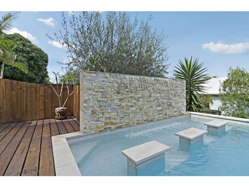 82 ROSALIE STREET, Bardon QLD 4065