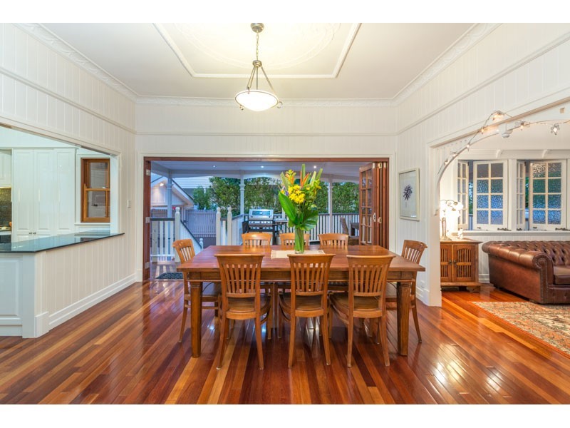 72 Girraween Grove, Ashgrove QLD 4060