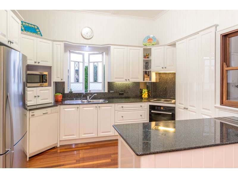 72 Girraween Grove, Ashgrove QLD 4060