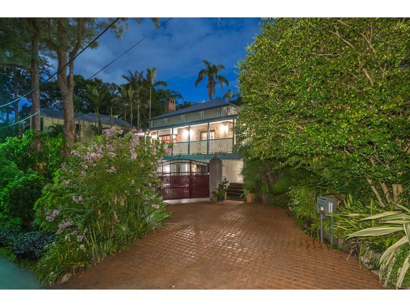 16 Owen Lane, Auchenflower QLD 4066