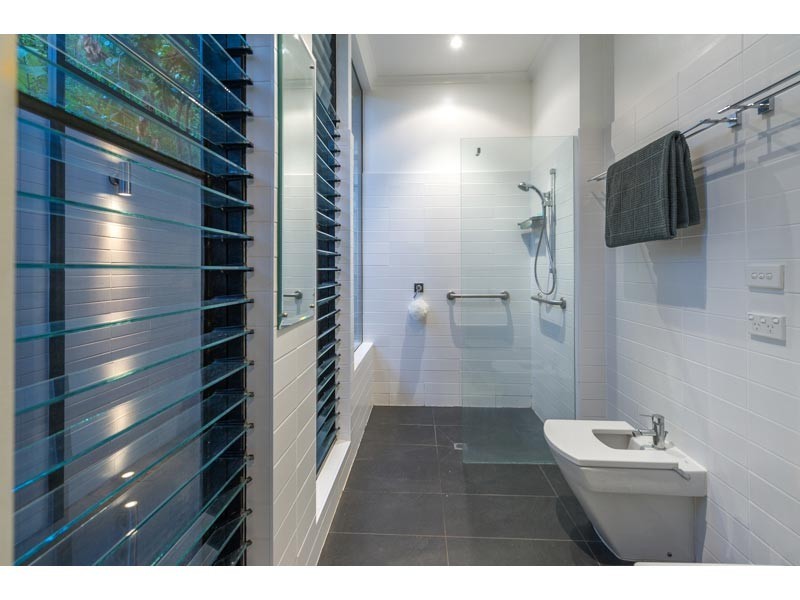 16 Owen Lane, Auchenflower QLD 4066