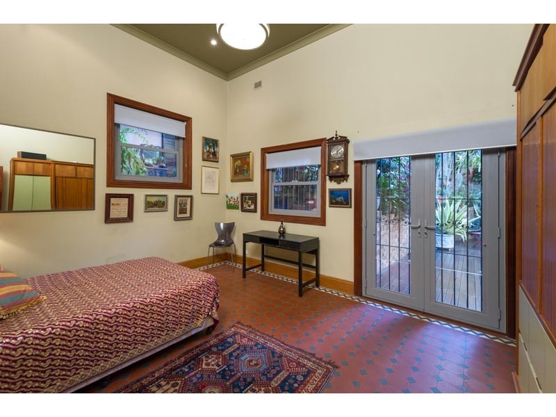 16 Owen Lane, Auchenflower QLD 4066