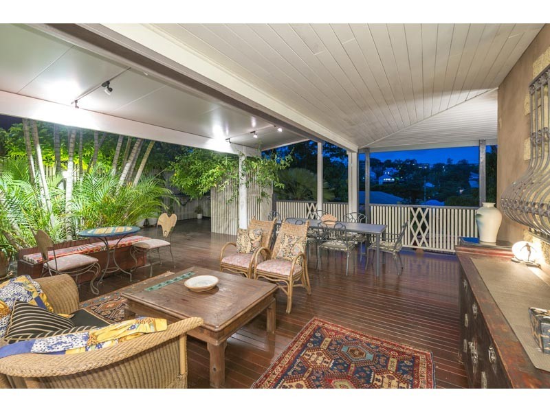 16 Owen Lane, Auchenflower QLD 4066