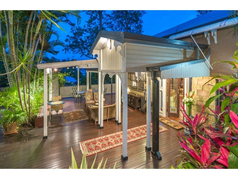 16 Owen Lane, Auchenflower QLD 4066