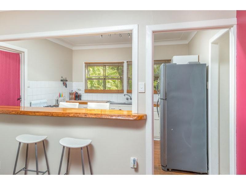 1 VINEY STREET, Chermside West QLD 4032