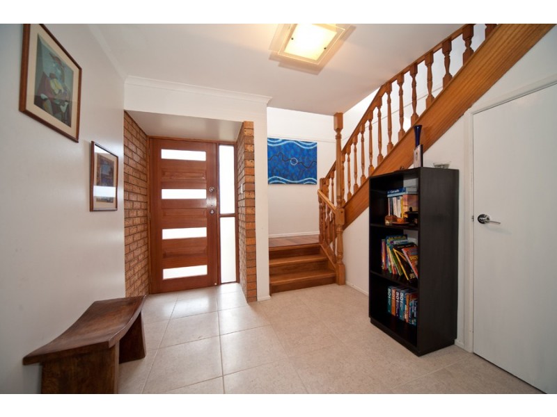 90 Bernarra Street, The Gap QLD 4061