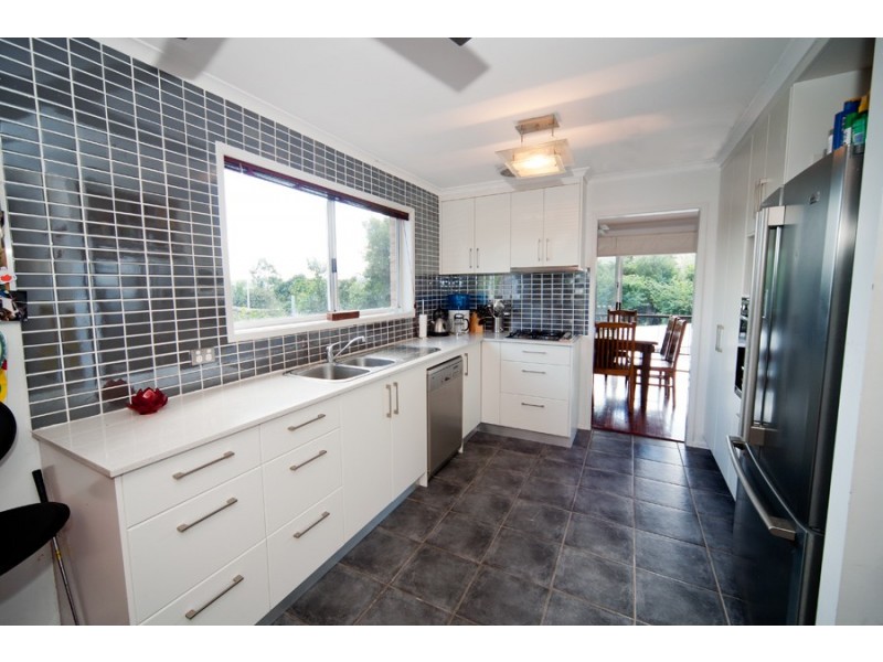 90 Bernarra Street, The Gap QLD 4061