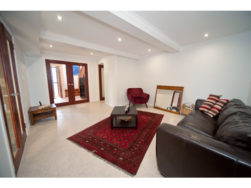 90 Bernarra Street, The Gap QLD 4061