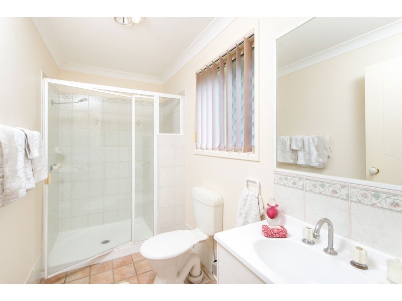 4 Tallebudgera Crescent, Albany Creek QLD 4035