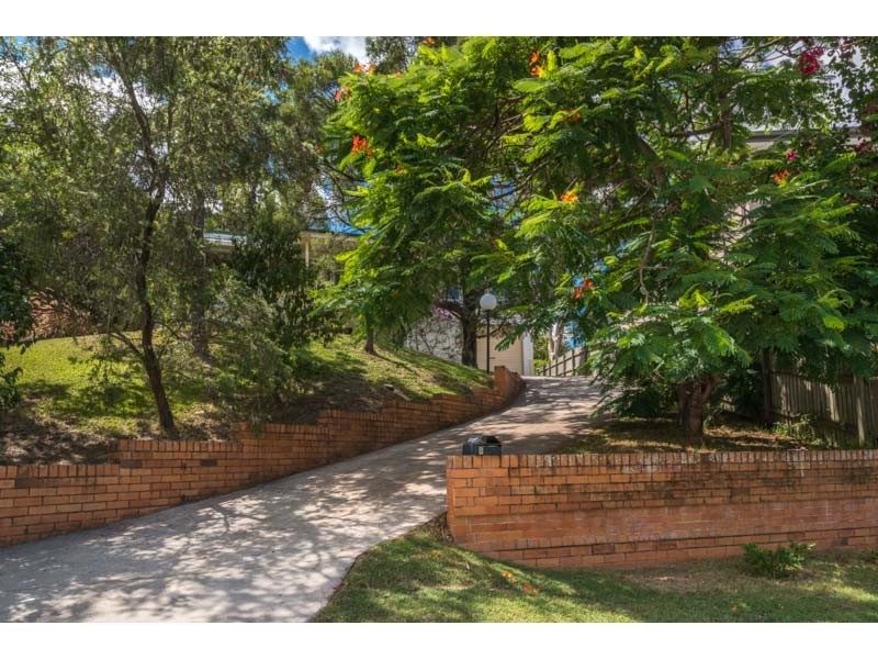 5 Pictavia street, Toowong QLD 4066