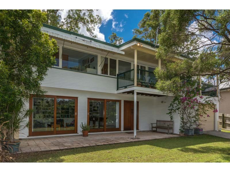 5 Pictavia street, Toowong QLD 4066