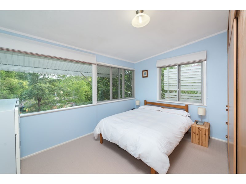 5 Pictavia street, Toowong QLD 4066