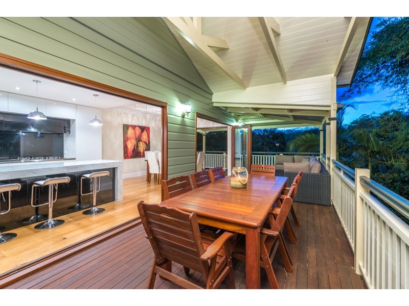 9 Soudan Street, Bardon QLD 4065