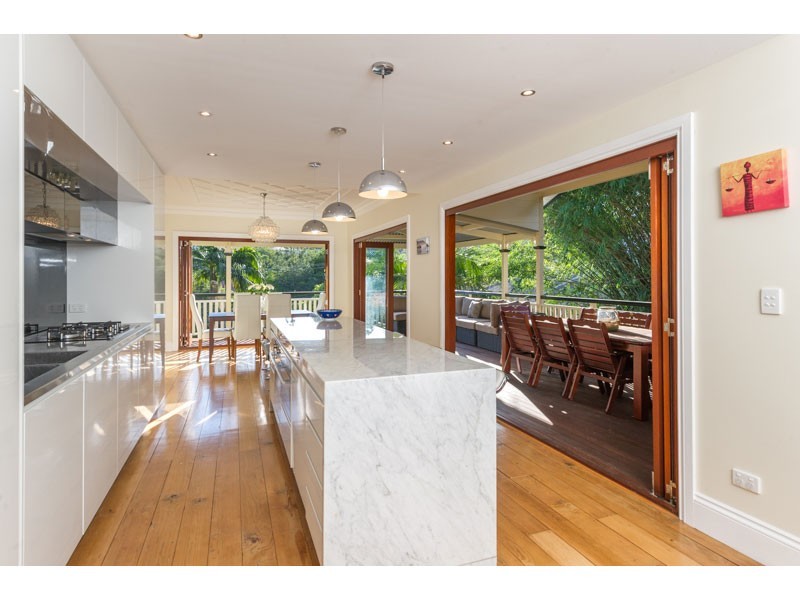 9 Soudan Street, Bardon QLD 4065