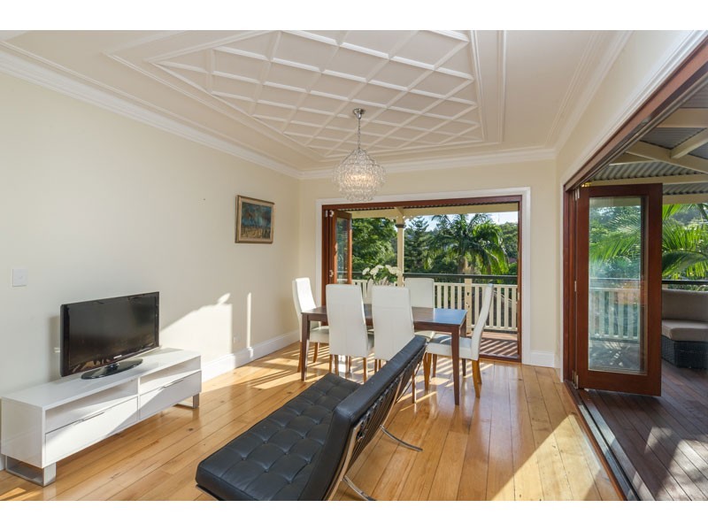 9 Soudan Street, Bardon QLD 4065