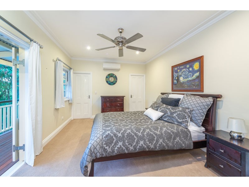 9 Soudan Street, Bardon QLD 4065