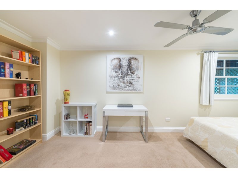 9 Soudan Street, Bardon QLD 4065