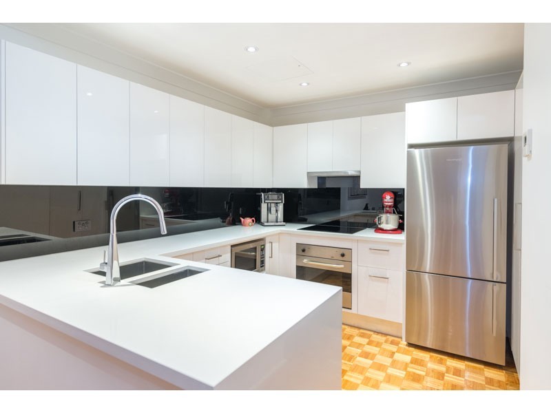 8/26 MERTHYR ROAD, New Farm QLD 4005