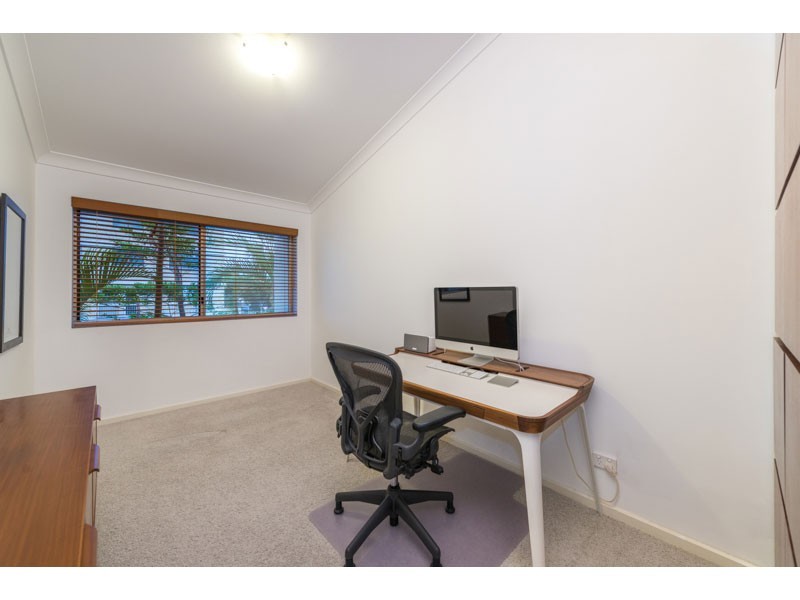 8/26 MERTHYR ROAD, New Farm QLD 4005