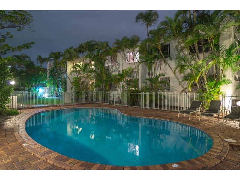 8/26 MERTHYR ROAD, New Farm QLD 4005