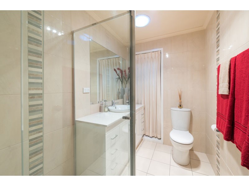 20 Moggill Road, The Gap QLD 4061