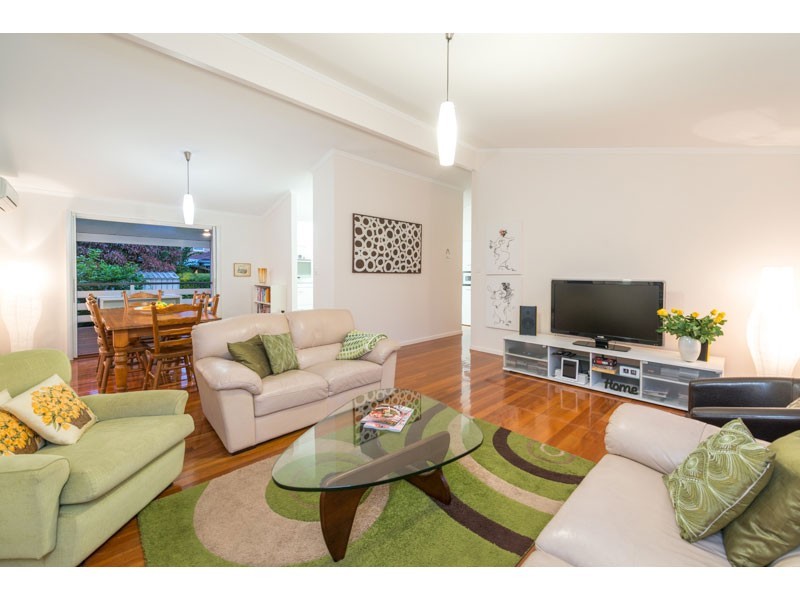 7 Warana Street, The Gap QLD 4061