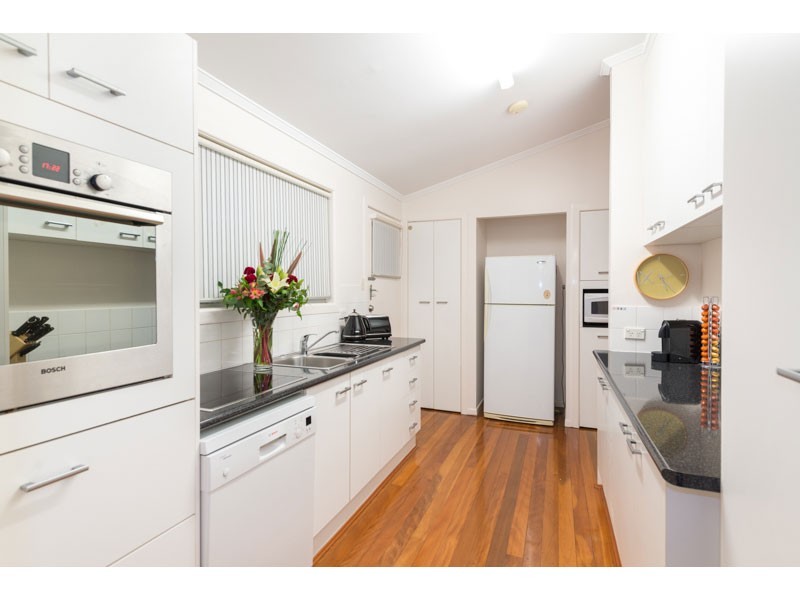 7 Warana Street, The Gap QLD 4061