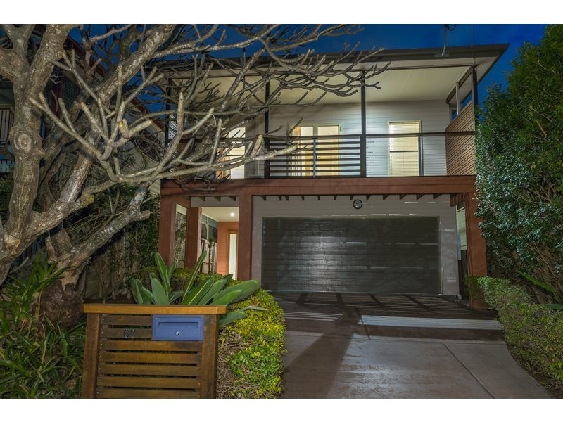 67 Erica Street, Cannon Hill QLD 4170