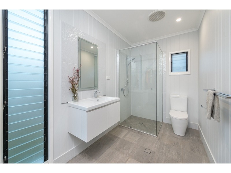 143 Coopers Camp Road, Bardon QLD 4065